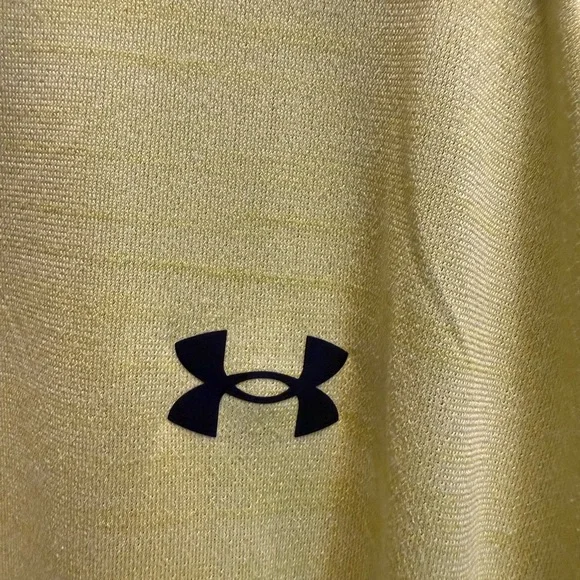 Under Armour Men's Bright Yellow Short Sleeve Tee. NWT - Picture 3 of 5